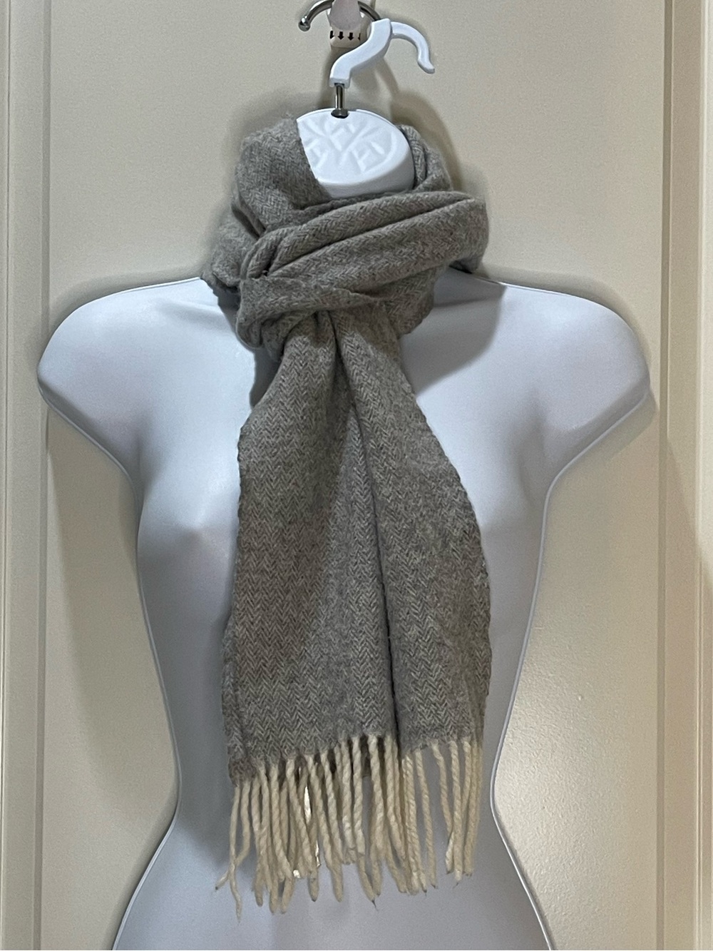 Italian Cashmere Blend Scarf Gray and Cream 8.5x62